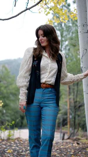 70'S VINTAGE LEE BLUE PLAID JEANS // WAIST SIZE 25