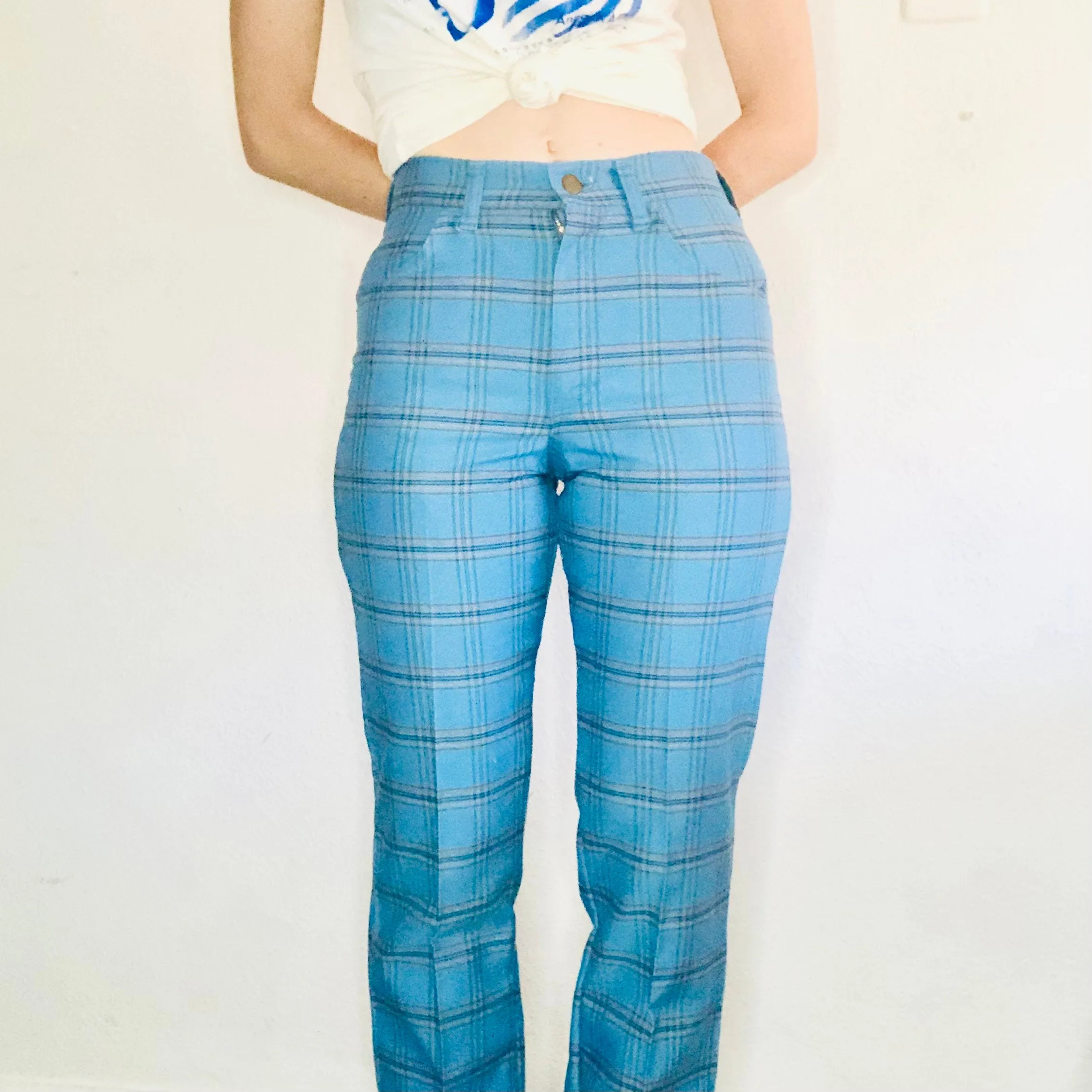 70'S VINTAGE LEE BLUE PLAID JEANS // WAIST SIZE 25