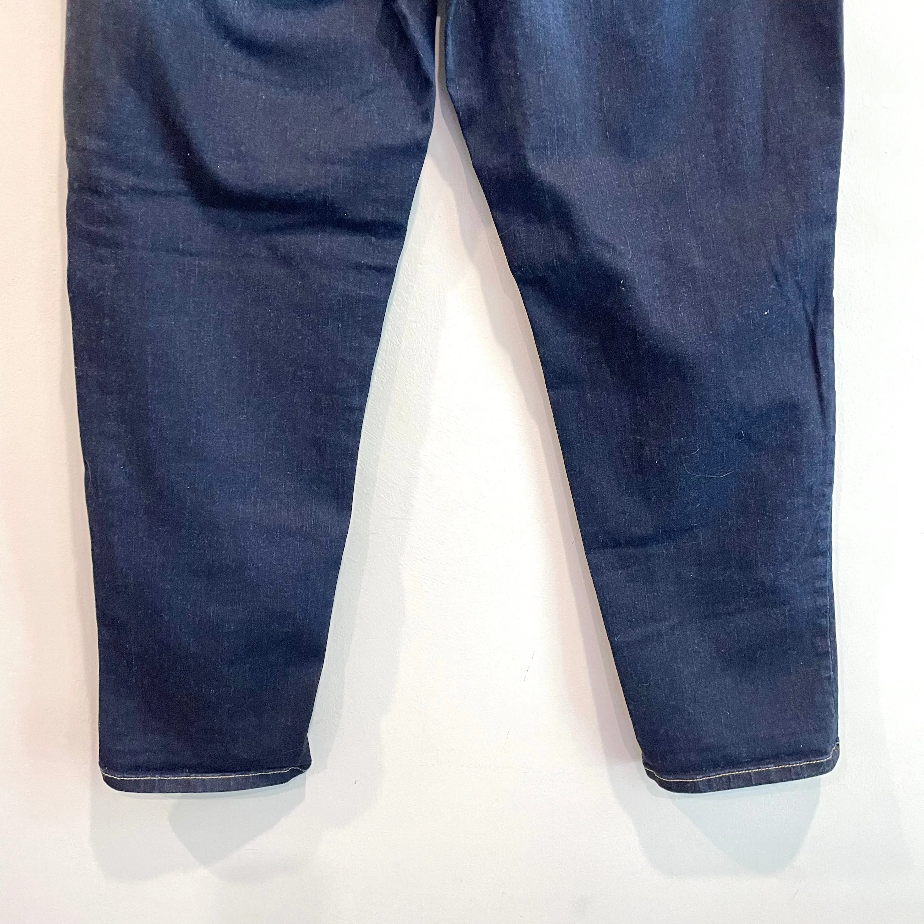 Boyfriend Distressed Jeans