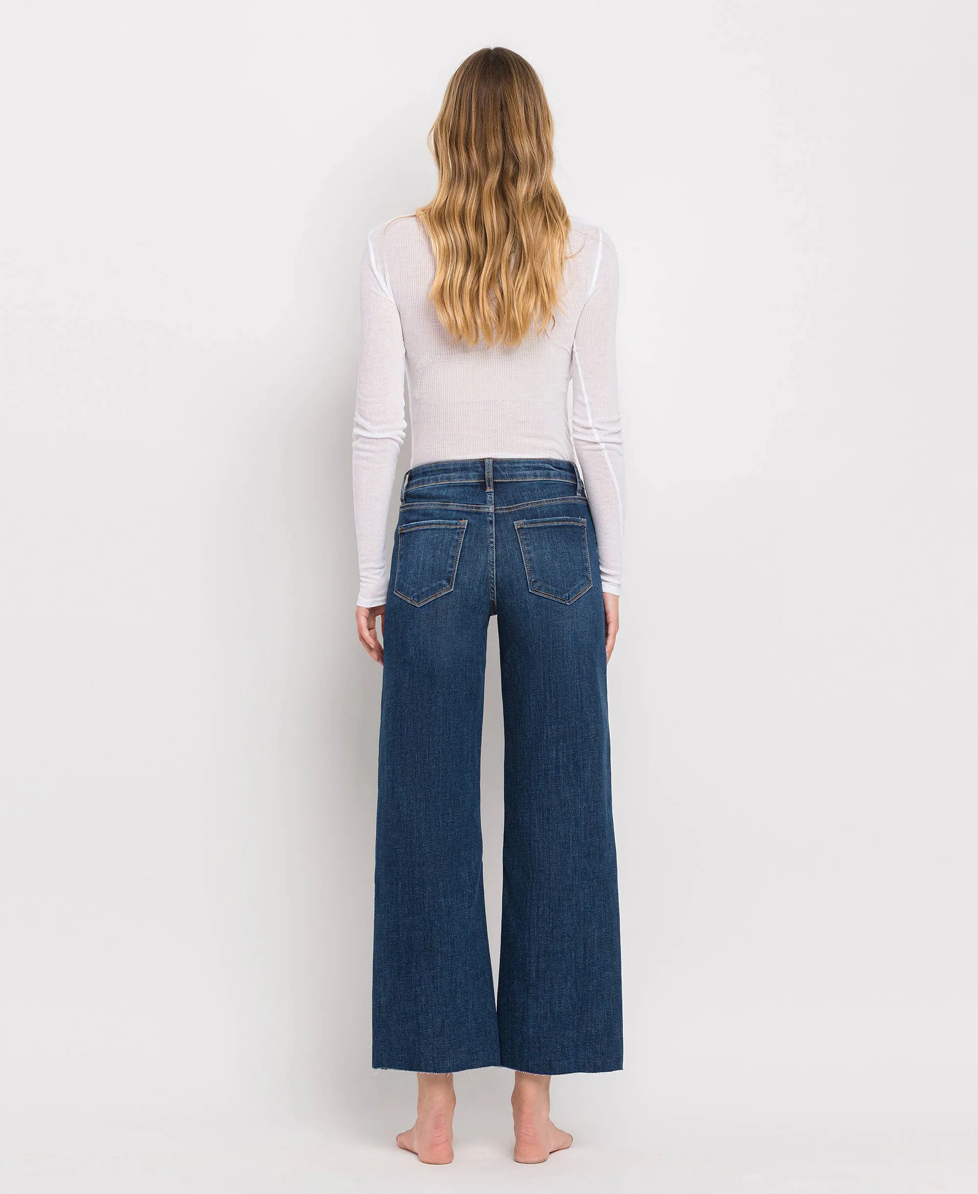 Finders Keepers- TUMMY CONTROL MID RISE WIDE LEG JEANS LV1311