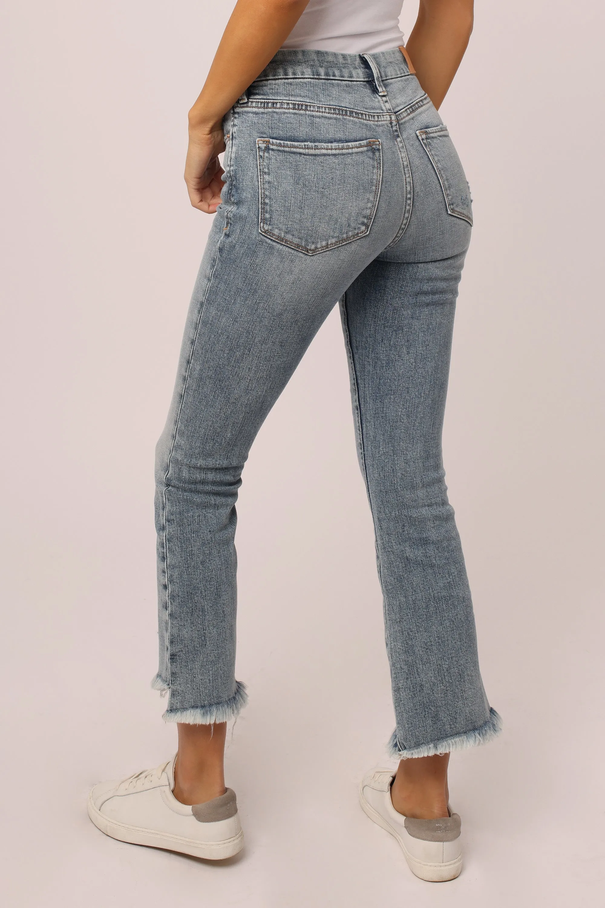 JEANNE SUPER HIGH RISE FLARE LEG JEANS VENTURA