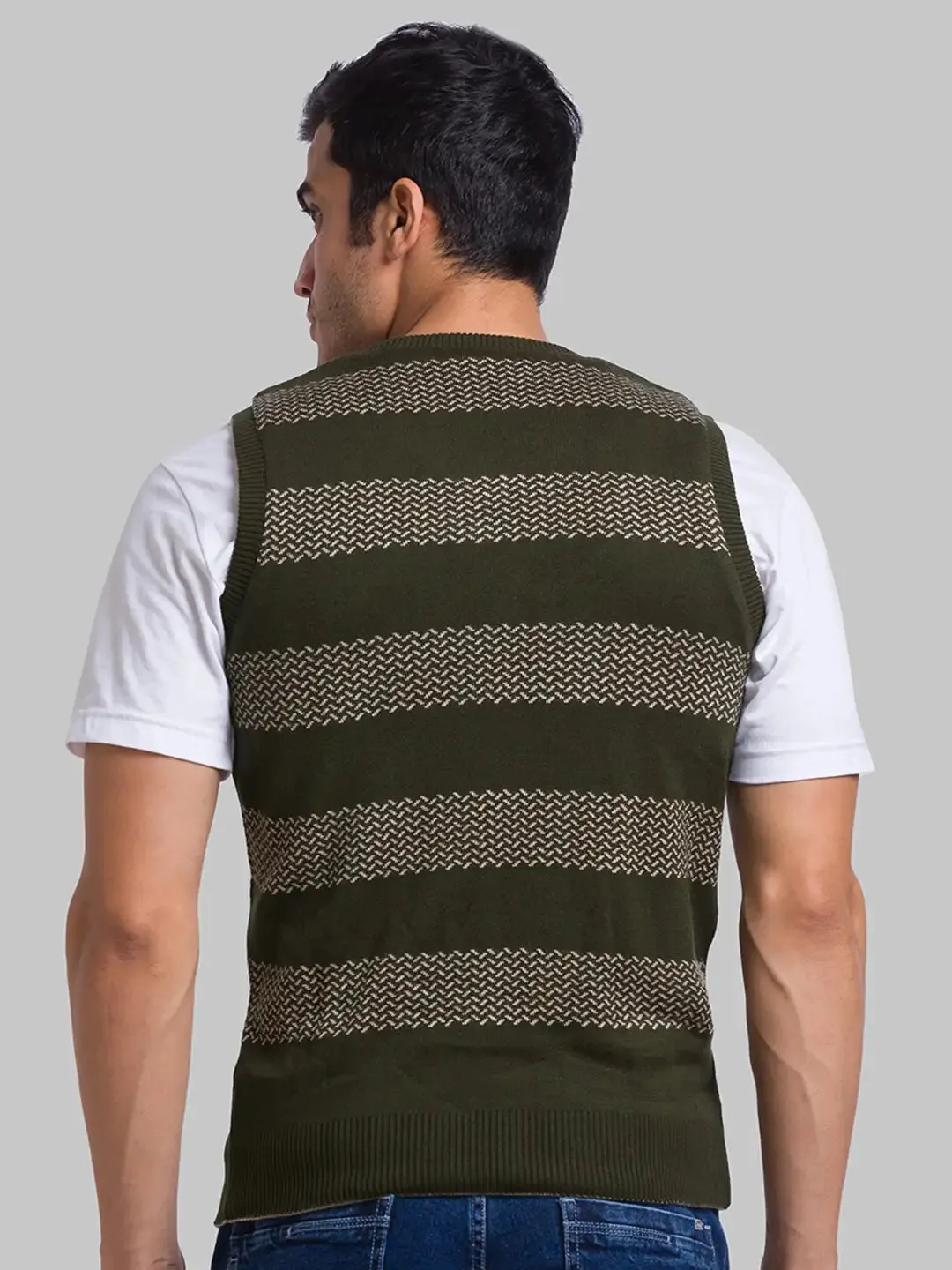 Men Green Solid Acrylic Sleeveless Sweaters