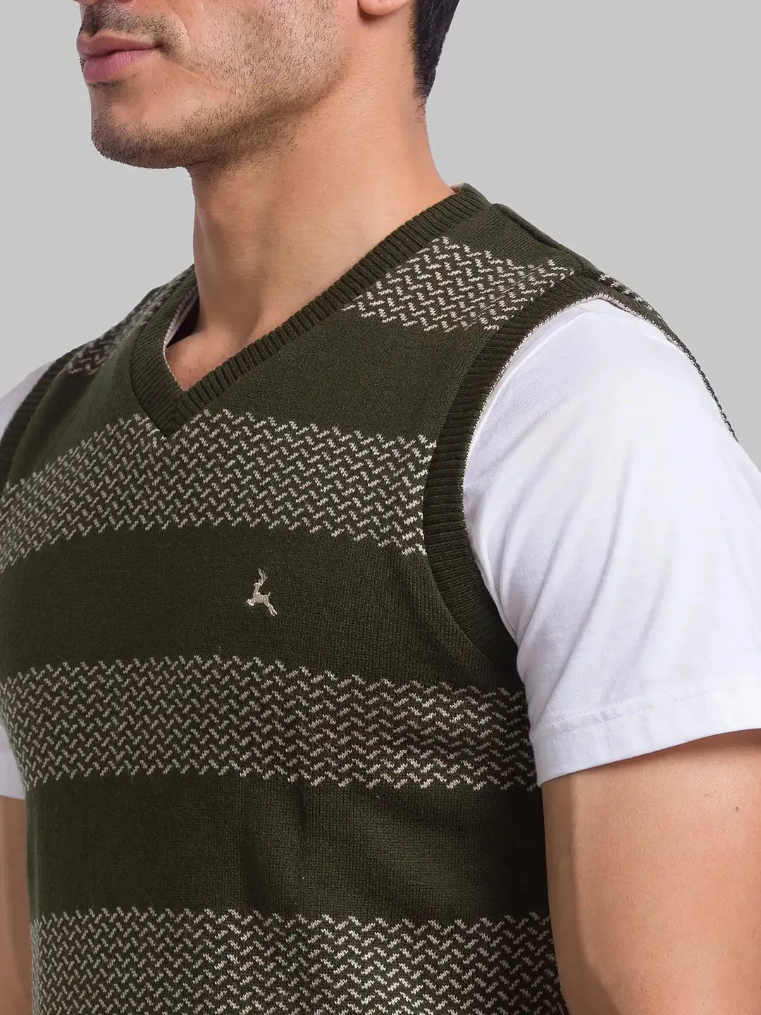 Men Green Solid Acrylic Sleeveless Sweaters