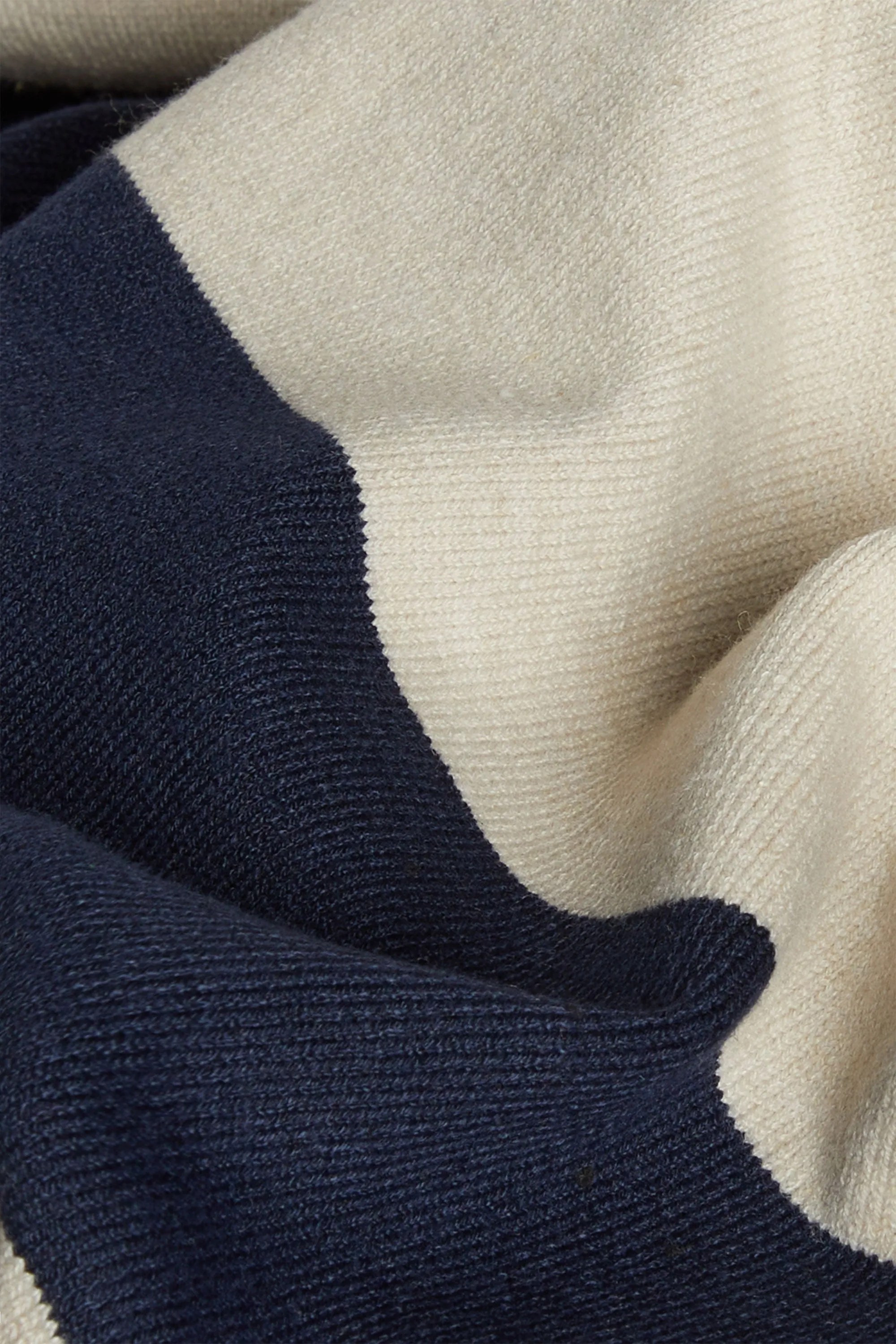 STRIPED COLLARED SWEATER